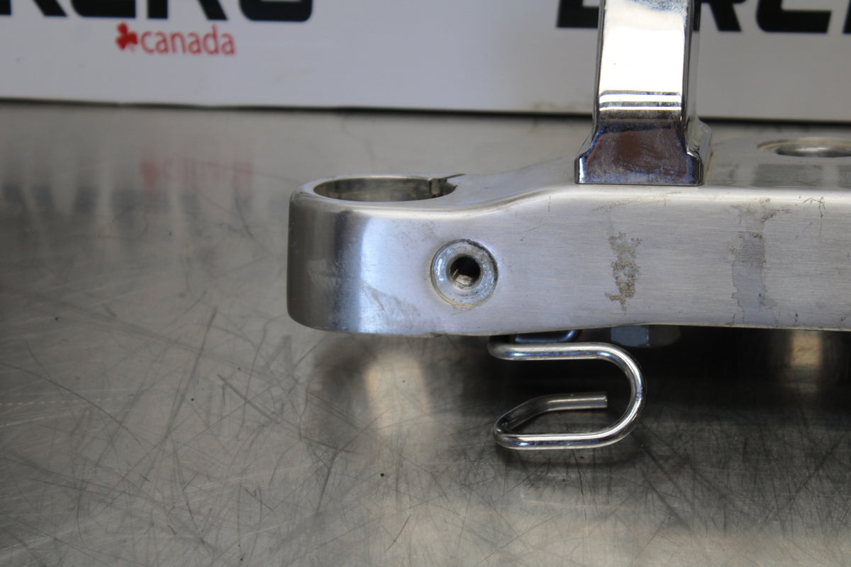 04 YAMAHA ROAD STAR XV1700A FORKS UPPER TRIPLE TREE CLAMP BB155