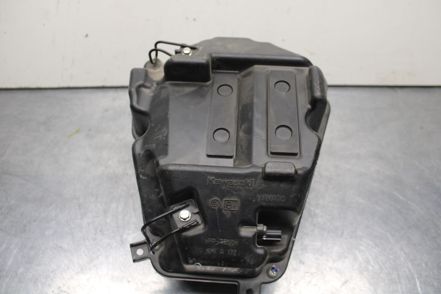 17-20 KAWASAKI NINJA 650 EX650 ABS AIRBOX AIR INTAKE FILTER BOX BB88