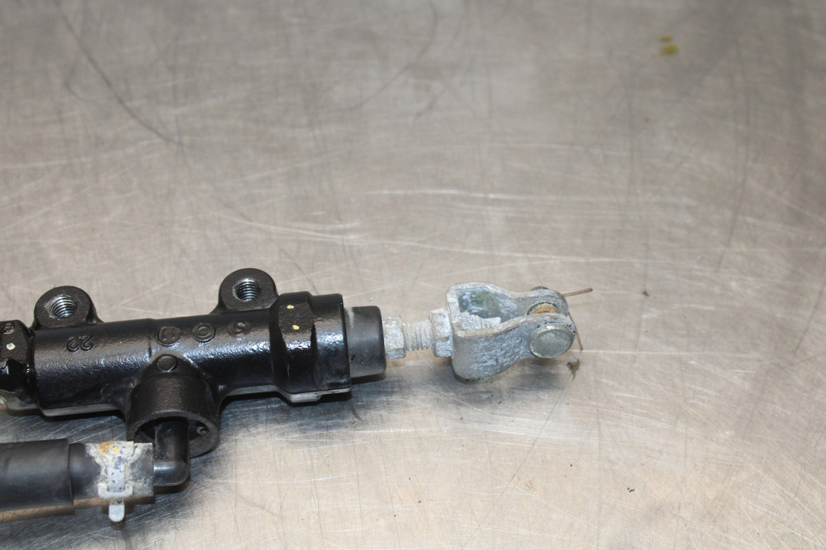 24-25 KAWASAKI NINJA 500 ABS REAR BACK BRAKE MASTER CYLINDER W RESERVOIR BB899