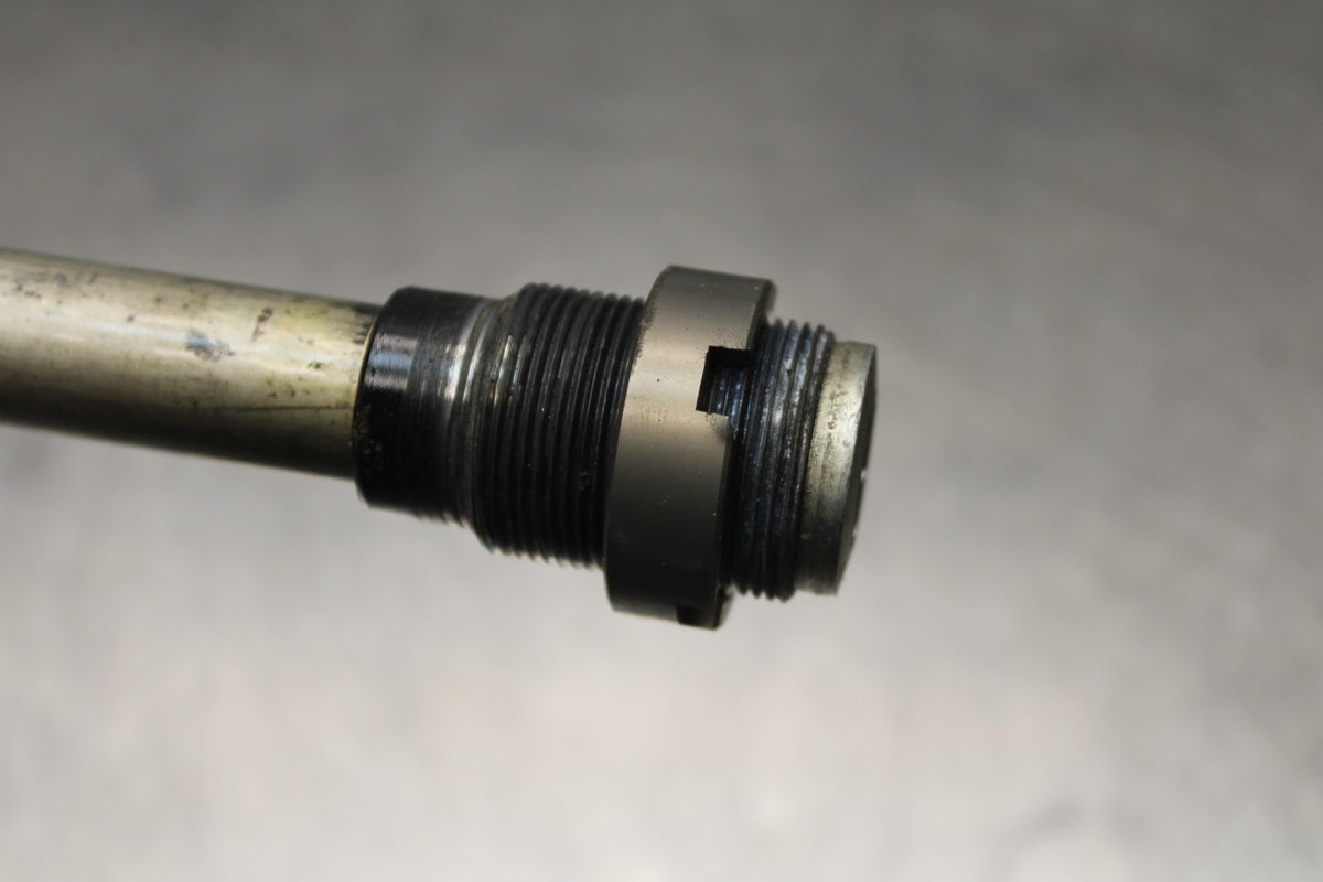 07-08 KAWASAKI NINJA ZX6R REAR BACK SWINGARM BOLT SUSPENSION PIVOT AXLE BB855