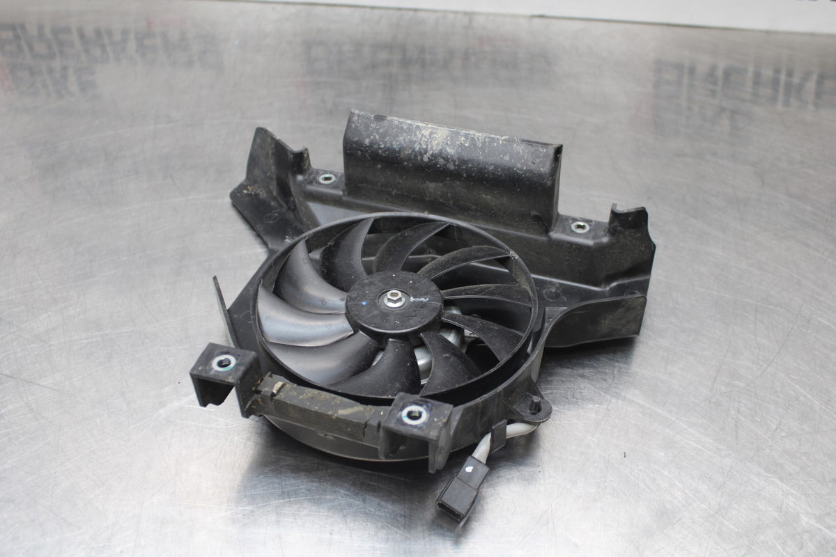 24 KAWASAKI NINJA 500 ABS ENGINE RADIATOR COOLING FAN BB818