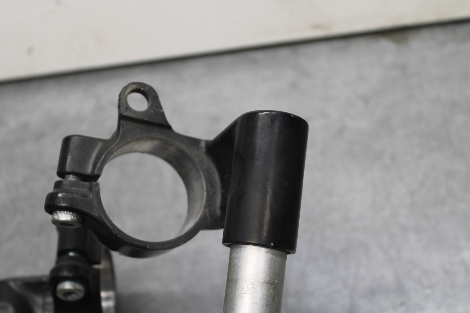 00-02 KAWASAKI NINJA ZX6R LEFT RIGHT CLIP ON ONS HANDLEBARS PAIR SET BB750