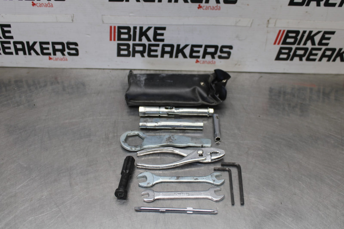 08-09 KAWASAKI NINJA ZX14R STOCK TOOLS OEM TOOL BAG KIT SET BB932