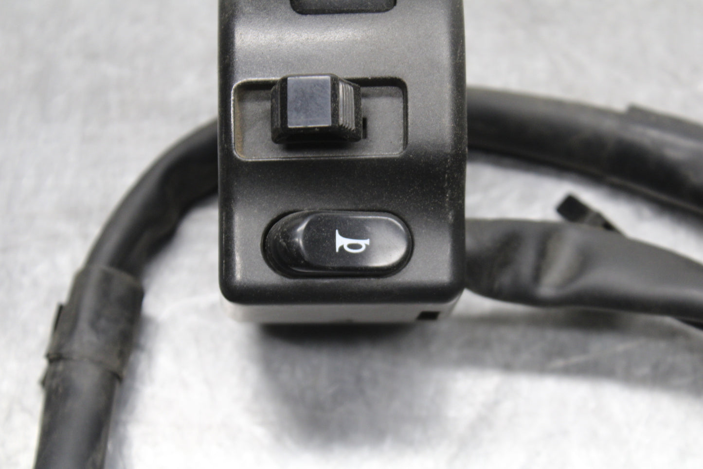 14-15 YAMAHA V STAR 1300 XVS1300CT TOURER LEFT CLIP ON HANDLE HORN SIGNALS BB722