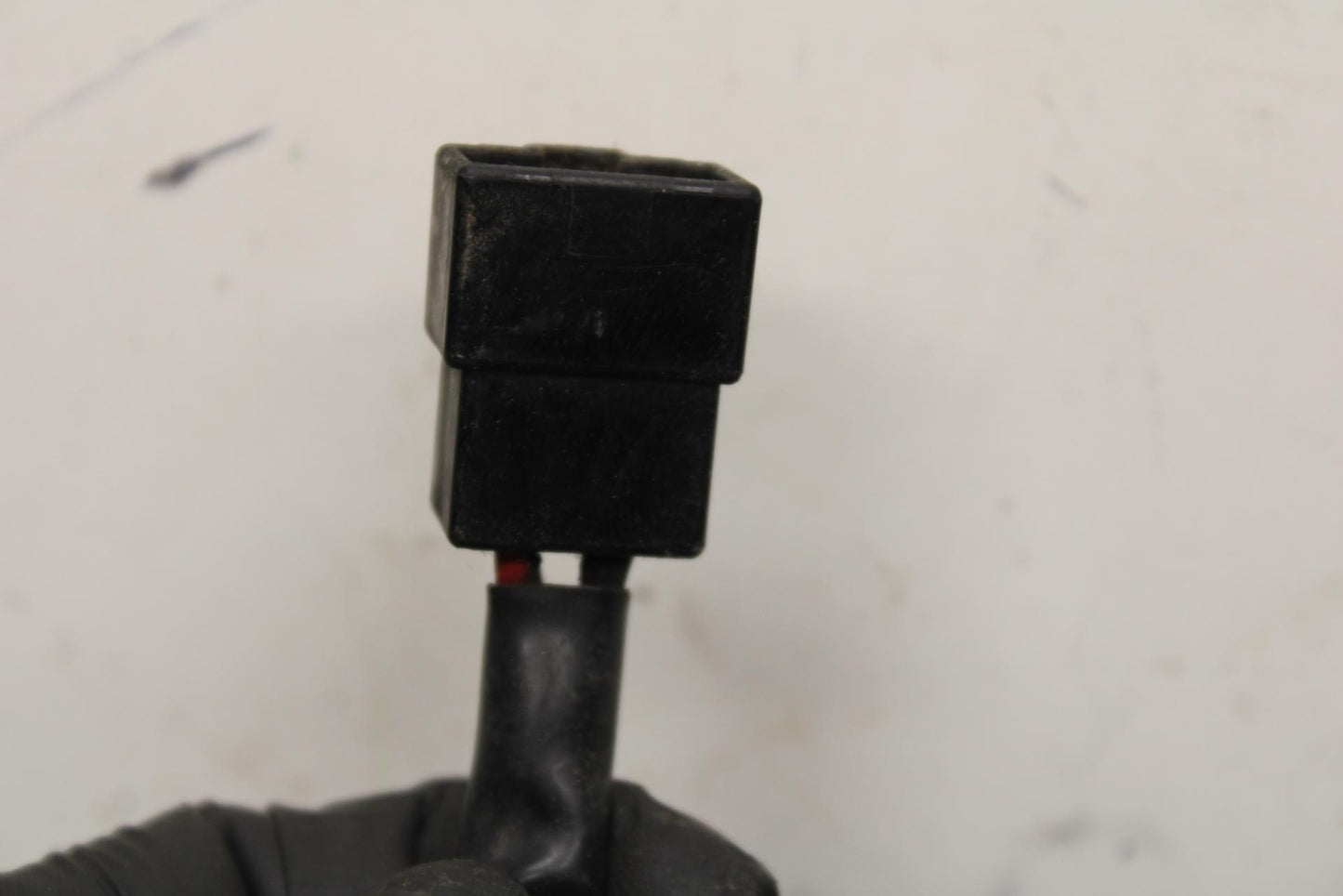 08-11 TRIUMPH SPEED TRIPLE RECTIFIER VOLTAGE REGULATOR BB102