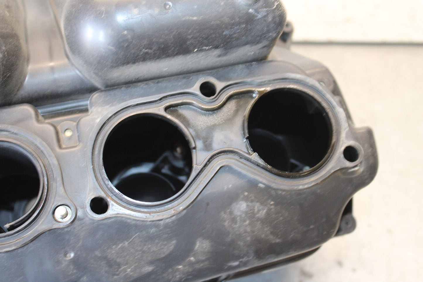 03-04 HONDA CBR600RR AIRBOX AIR INTAKE FILTER 17221-MEE-D00 17232-MEE-000 BB661