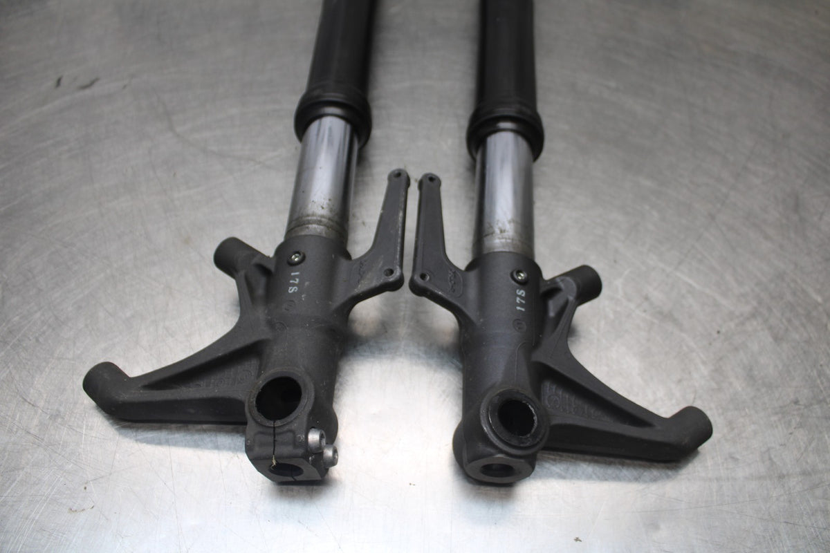 12 TRIUMPH STREET TRIPLE R FRONT FORKS SHOCK SUSPENSION SET PAIR BB914