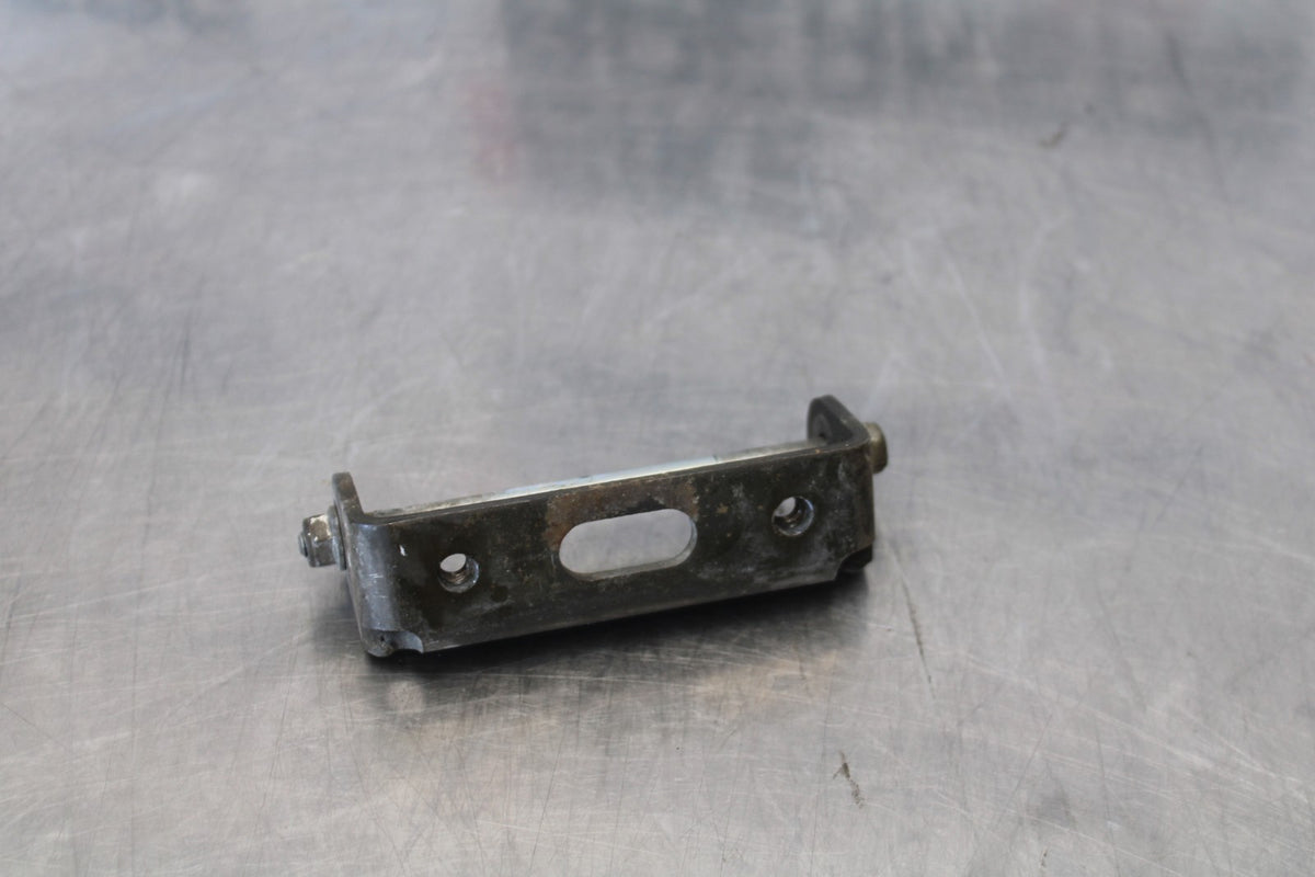 06-07 HONDA INTERCEPTOR 800 VFR800 GAS TANK PETROL RESERVOIR BRACKET BB917