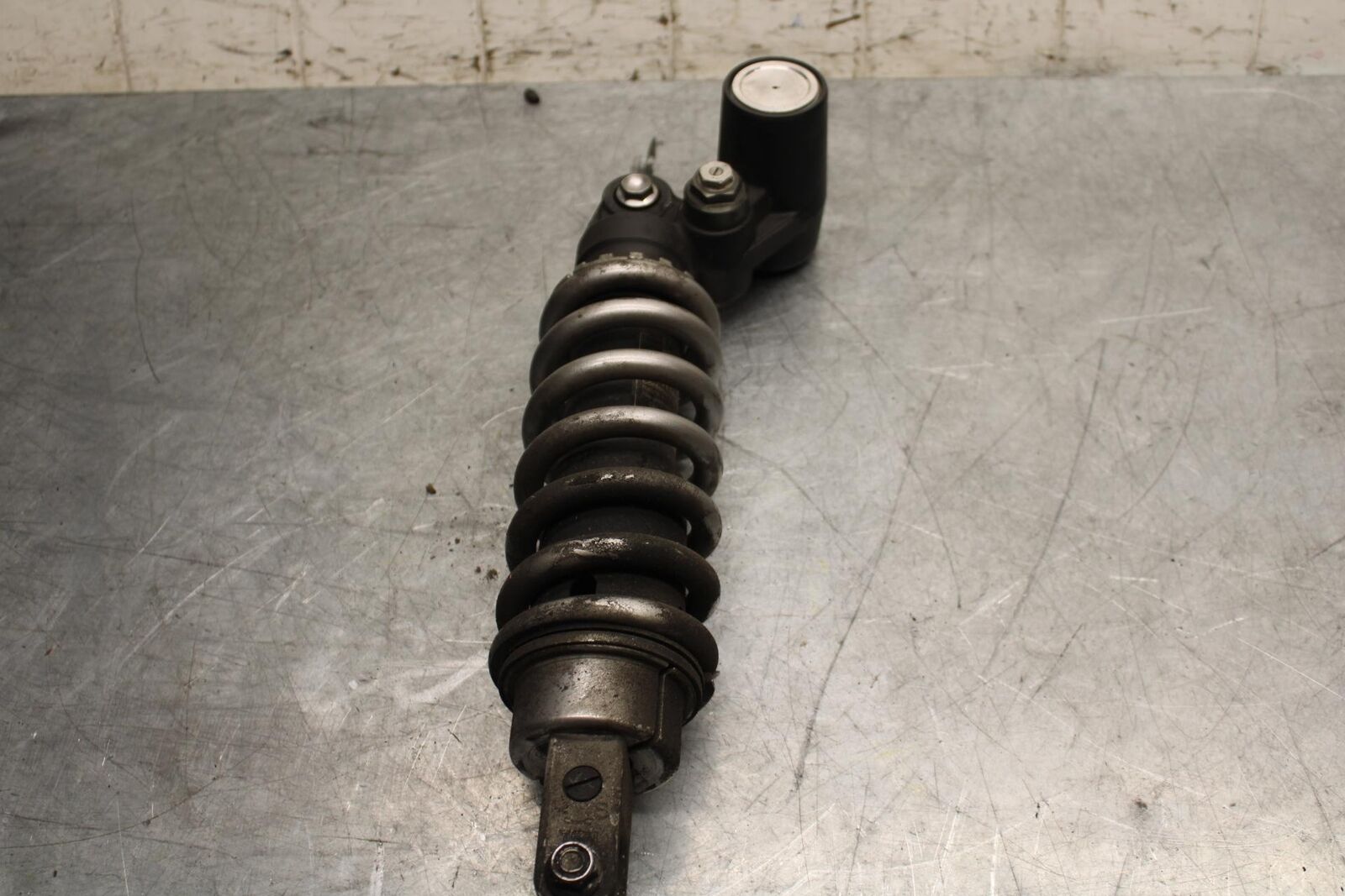 2009 Kawasaki Ninja ZX6R ZX600R REAR BACK SHOCK ABSORBER SUSPENSION BB548