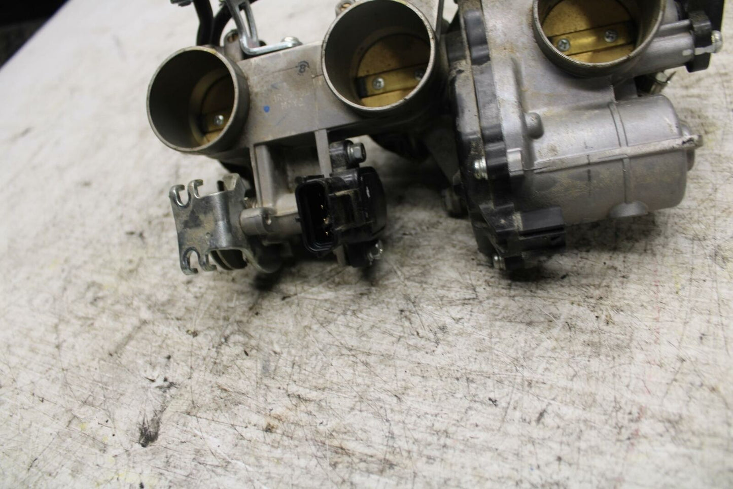 16-21 YAMAHA XSR900 MAIN FUEL INJECTORS / THROTTLE BODIES BB370