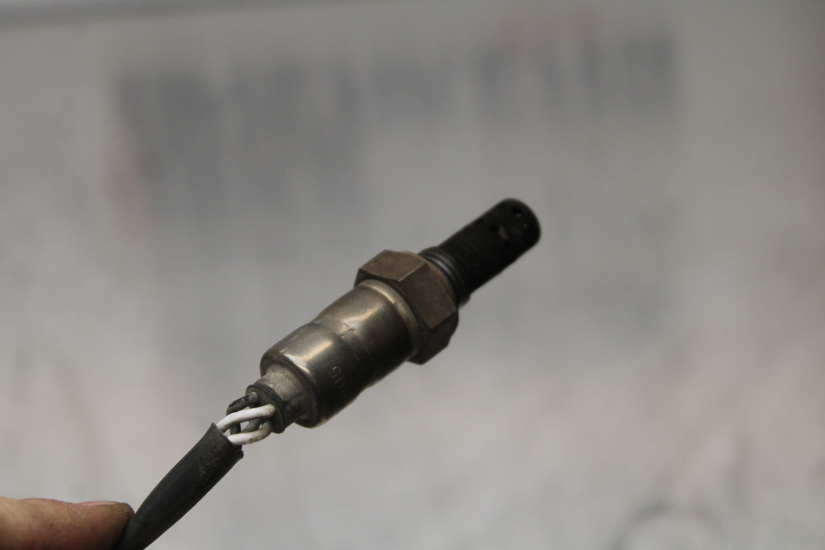 11 SUZUKI GSXR1000 OXYGEN O2 EXHAUST GAS LAMBDA SENSOR BB142