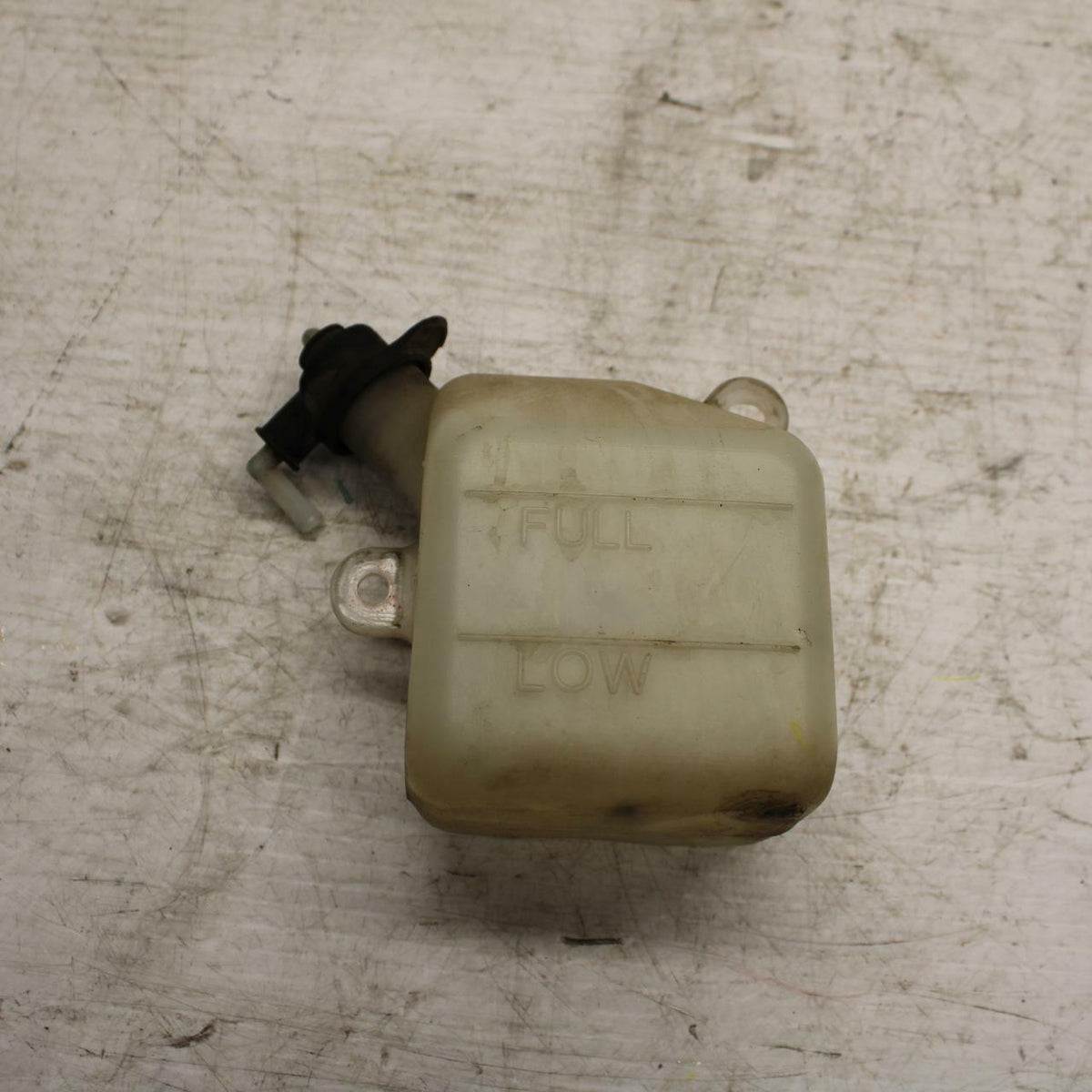 09 YAMAHA FZ6 COOLANT WATER TANK RESERVOIR BOTTLE 4P5-21871-00-00 BB295