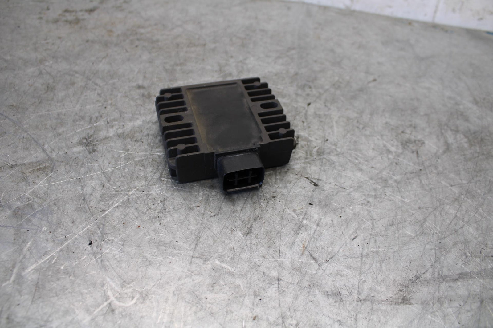 08-16 YAMAHA YZF R6 RECTIFIER VOLTAGE REGULATOR BB431
