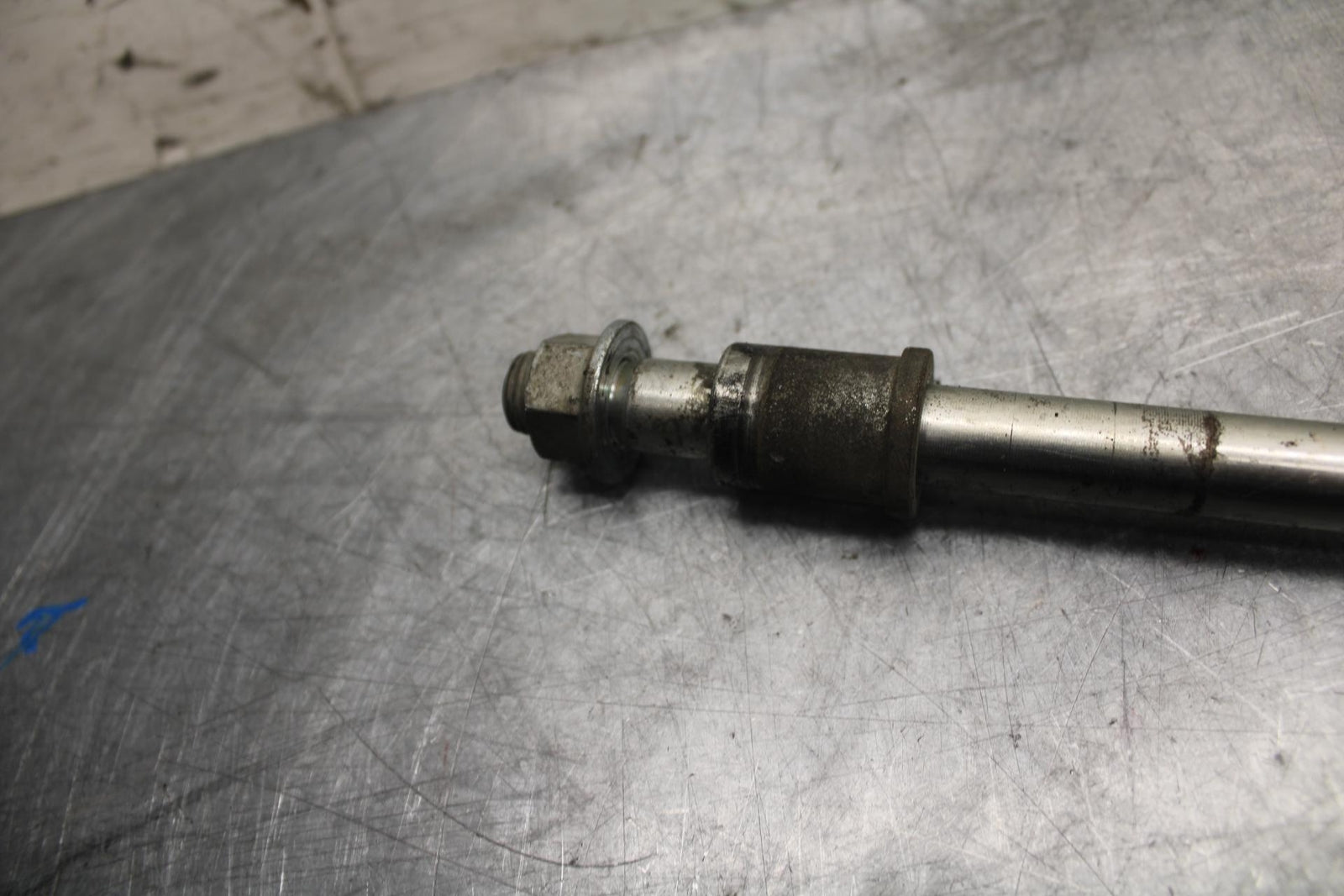 1996 Kawasaki Ninja 600R ZX600C FRONT WHEEL RIM AXLE PIVOT BOLT BB35