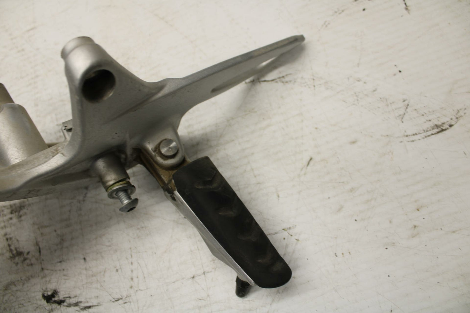 06-12 BMW F800ST LEFT REARSET REAR SET DRIVER FOOT PEG REST STOP BB291