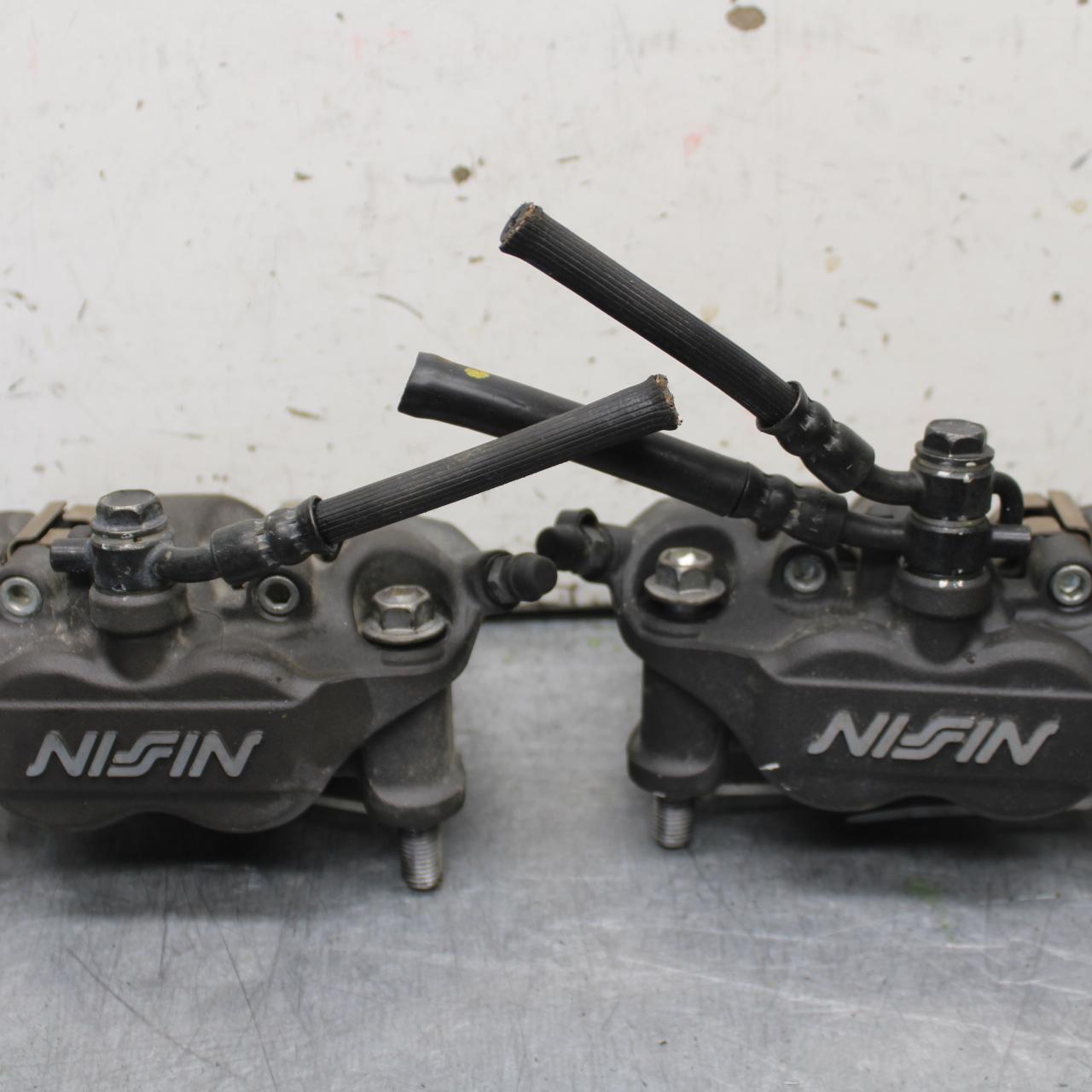 21 KAWASAKI NINJA ZX6R RIGHT LEFT FRONT BRAKE CALIPER SET PAIR CALIPERS BB647