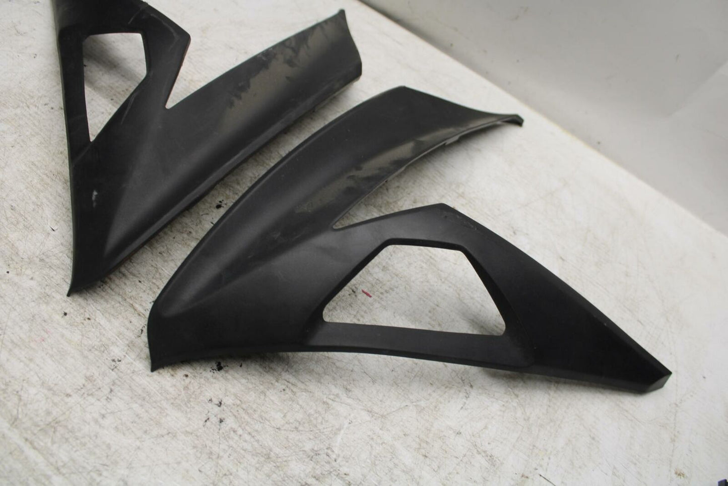 12-13 KAWASAKI EX300 NINJA LEFT MID UPPER SIDE FAIRING COWL PLASTIC BB373