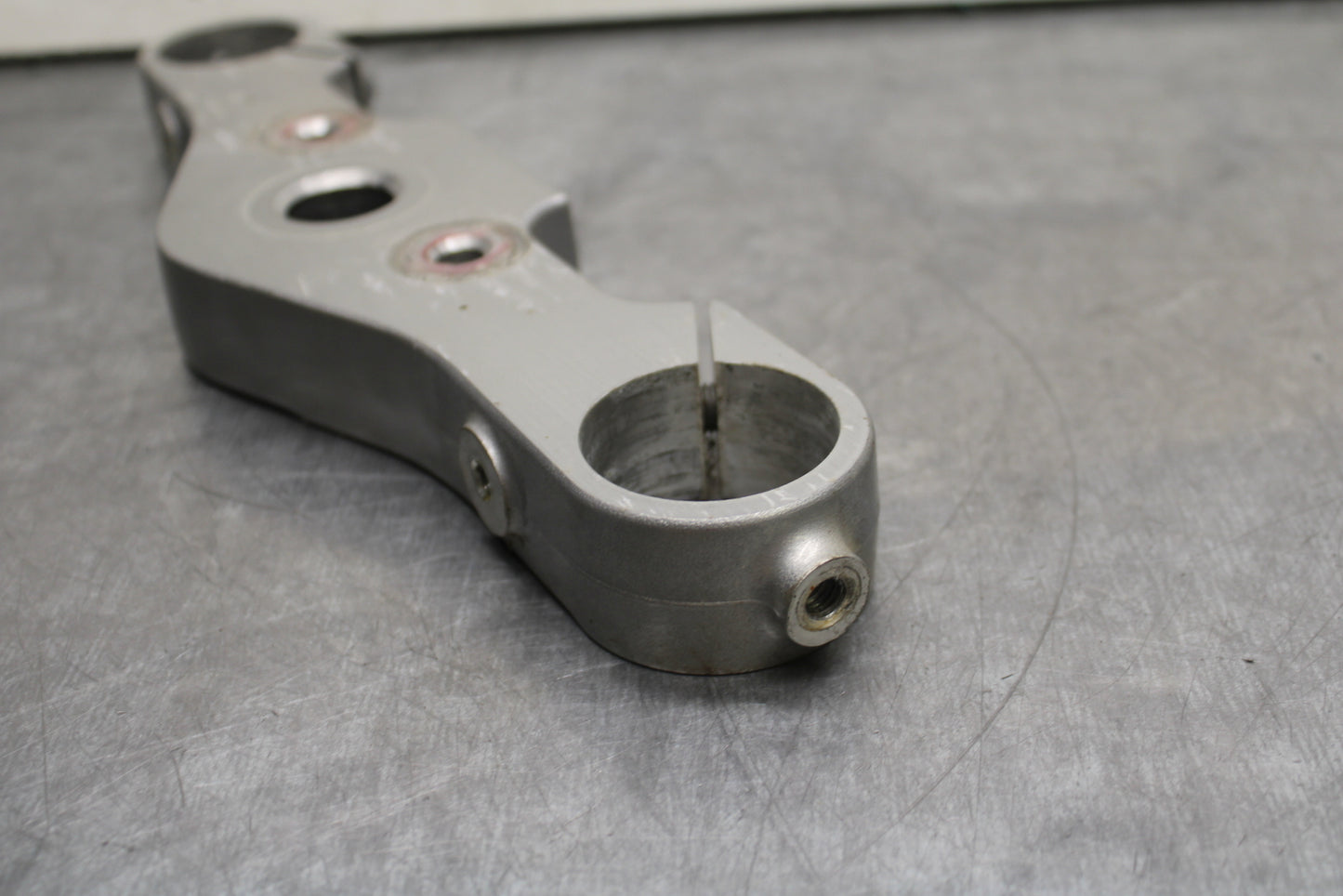 03-08 KAWASAKI VULCAN 1600 FORKS UPPER TRIPLE TREE CLAMP BB754