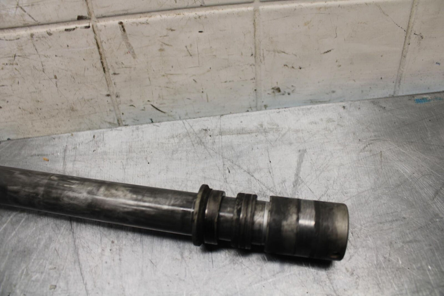 02-03 HONDA CBR900RR 954 FRONT WHEEL RIM AXLE PIVOT BOLT BB497