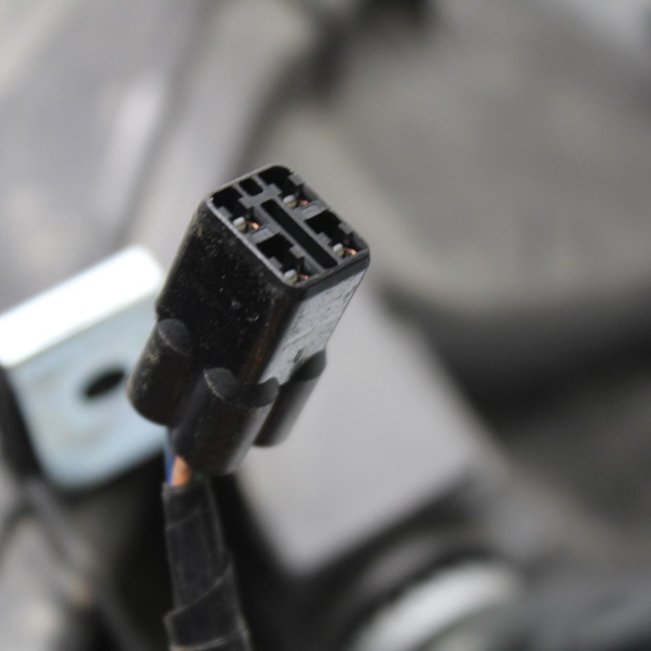 21 KAWASAKI NINJA ZX6R FRONT HEADLIGHT HEAD LIGHT LAMP 23004-0420 BB647