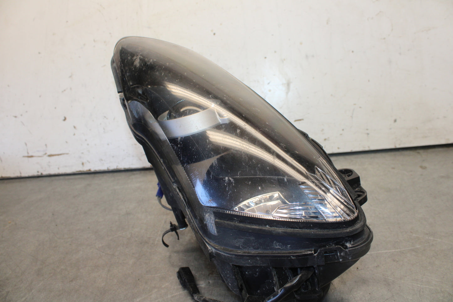 07-08 YAMAHA YZF R1 FRONT LEFT HEADLIGHT HEAD LIGHT LAMP 4C8-84303-41-00 BB675