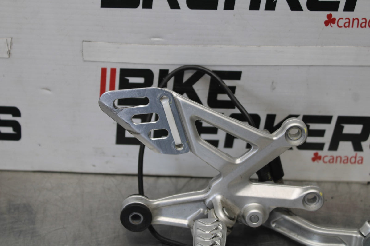 15 APRILIA RSV4 FACTORY APRC ABS RIGHT REARSET REAR SET FOOT PEG REST BB901