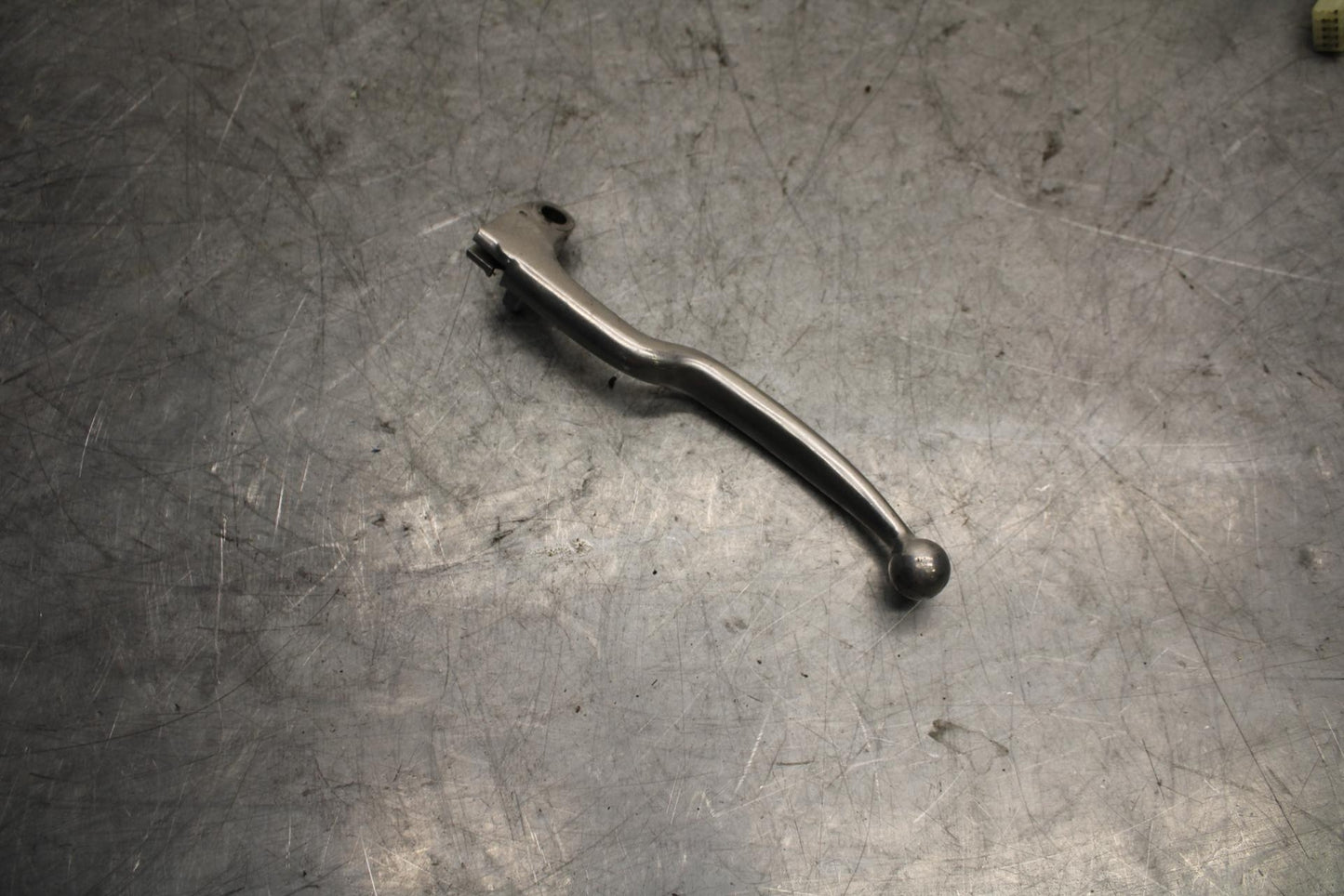 2015 Yamaha YZF R3 LEFT HANDLEBAR CLIPON CLUTCH LEVER BB526