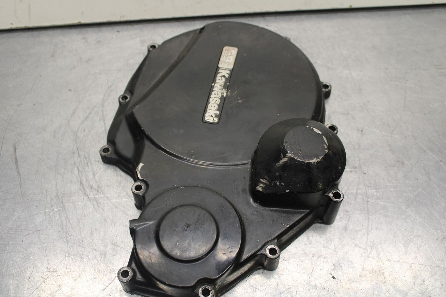 1985 Kawasaki Ninja 900R ZX900A CLUTCH SIDE ENGINE MOTOR COVER BB84