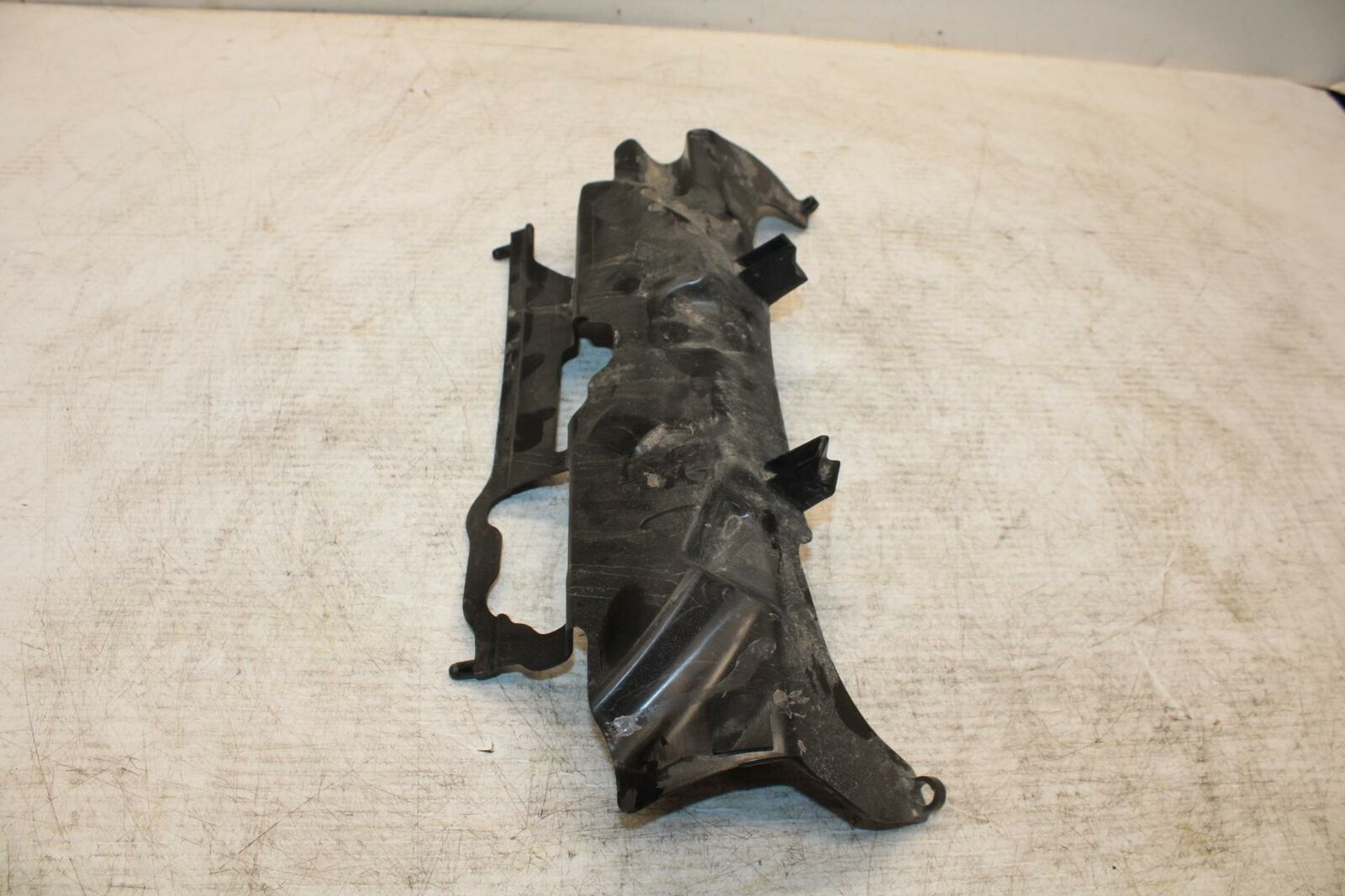 11-19 SUZUKI GSXR600 FRONT UPPER INNER FAIRING RADIATOR HEAT GAURD BB371