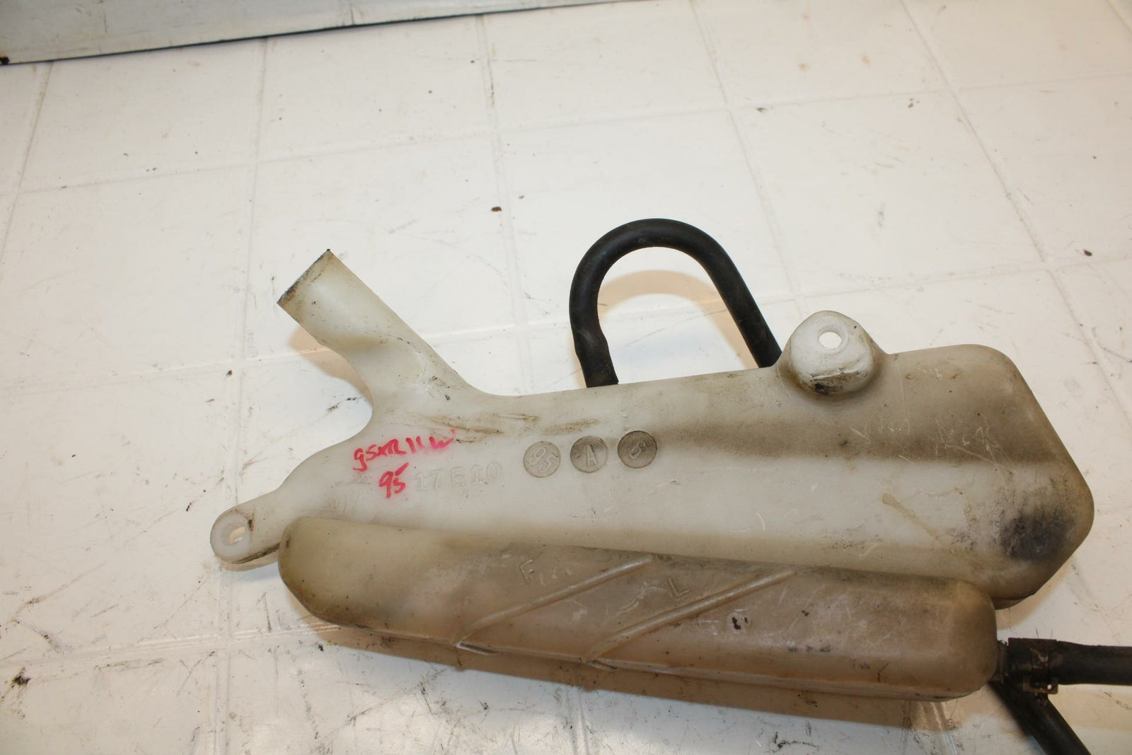 93-96 SUZUKI GSXR1100W COOLANT WATER TANK RESERVOIR BOTTLE BB12