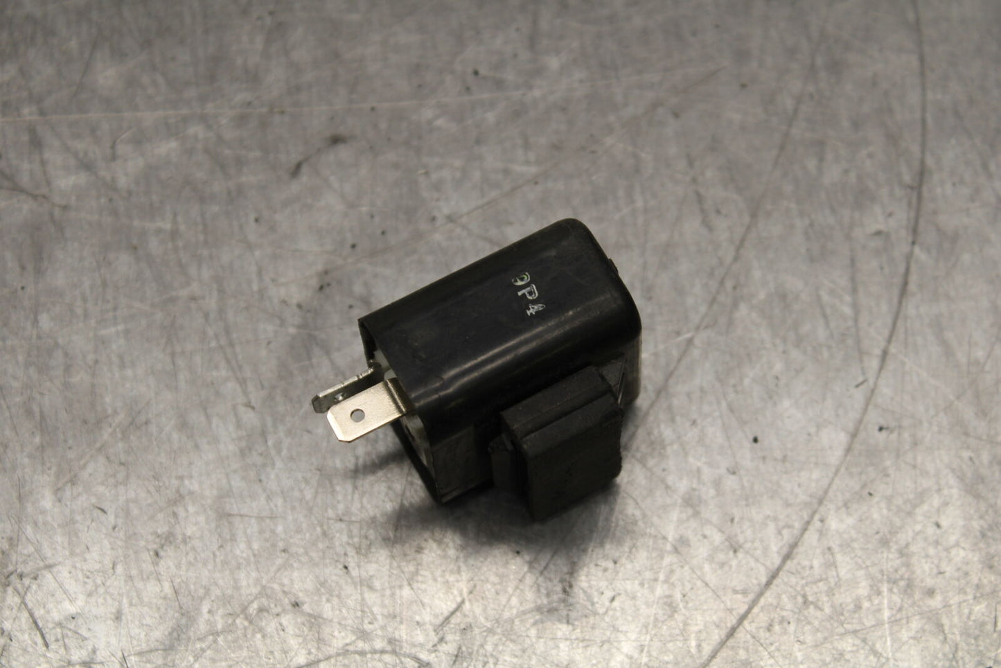 12-13 KAWASAKI Z1000 TURN SIGNAL BLINKER RELAY FLASHER SWITCH BB743