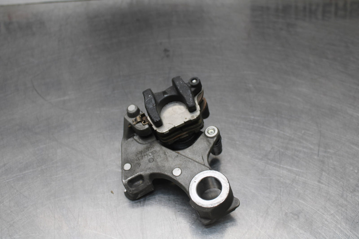20-25 SUZUKI GSXR750 REAR BACK BRAKE CALIPER W MOUNT BRACKET BB810