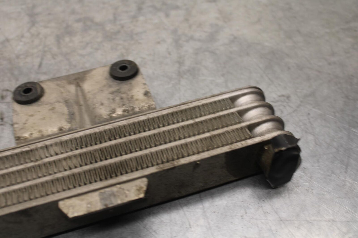 04-09 SUZUKI GS 500 FH GS500F ENGINE MOTOR OIL COOLER  BB97