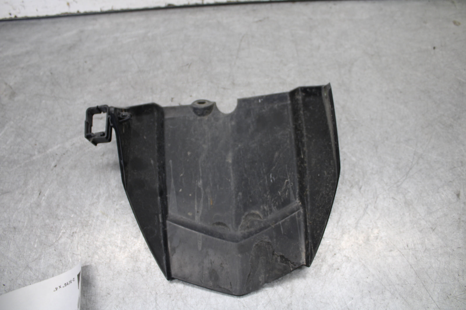 16-21 YAMAHA XSR900 REAR BACK WHEEL TIRE HUGGER FENDER BB664