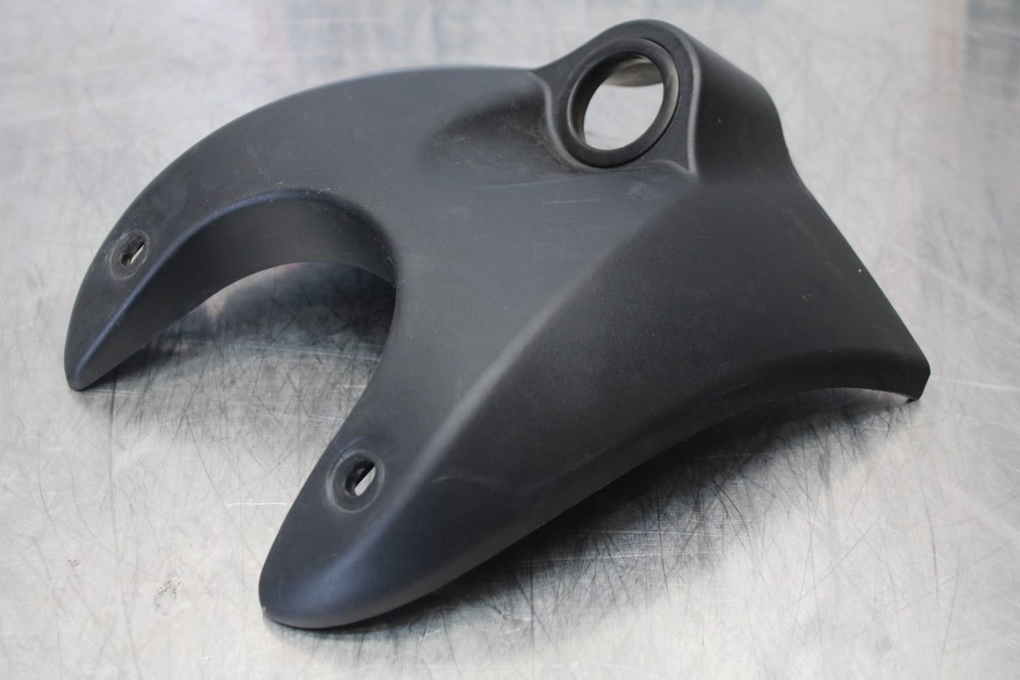 09 YAMAHA ROYAL STAR XVZ1300TF VENTURE IGNITION TRIM PANEL COVER BB151