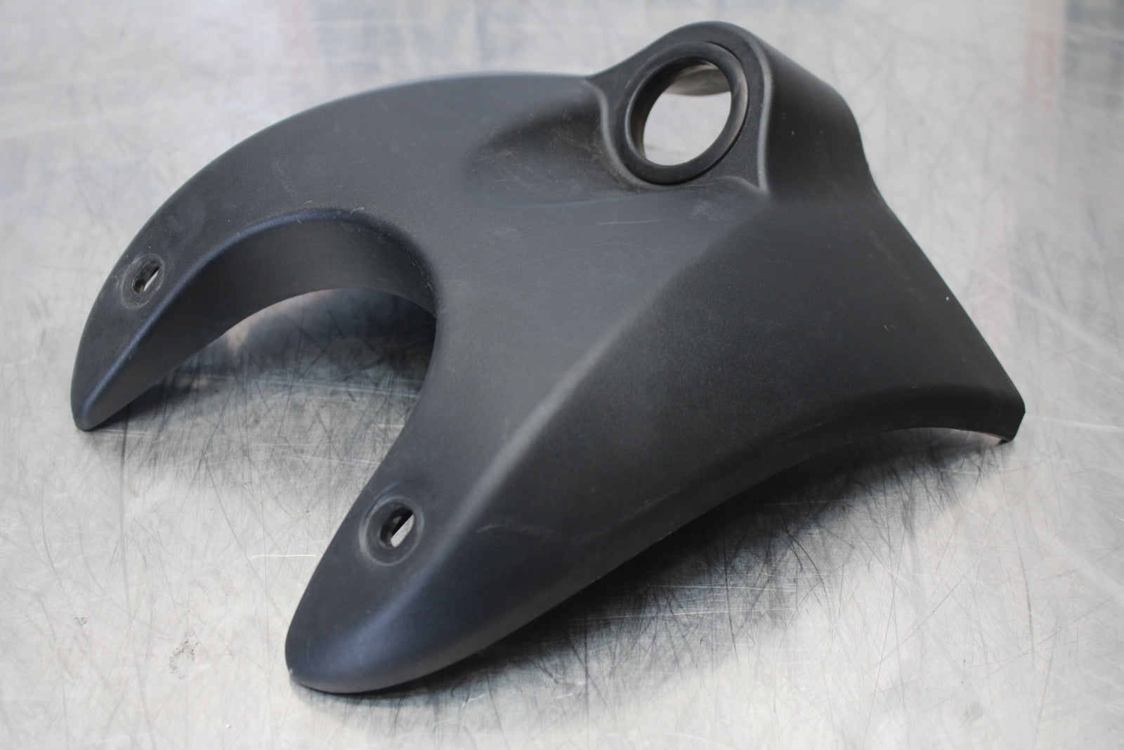 09 YAMAHA ROYAL STAR XVZ1300TF VENTURE IGNITION TRIM PANEL COVER BB151