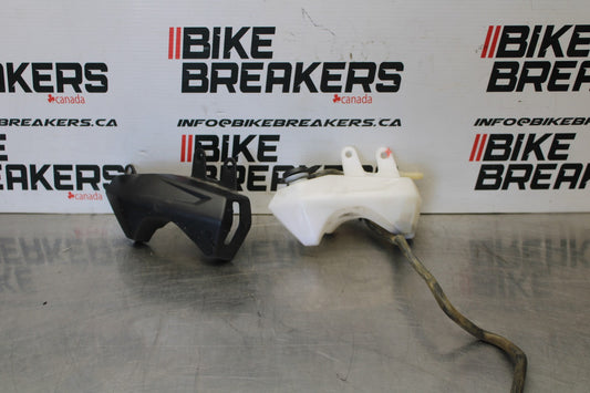 20 TRIUMPH STREET TRIPLE 765 COOLANT WATER TANK RESERVOIR BOTTLE BB864