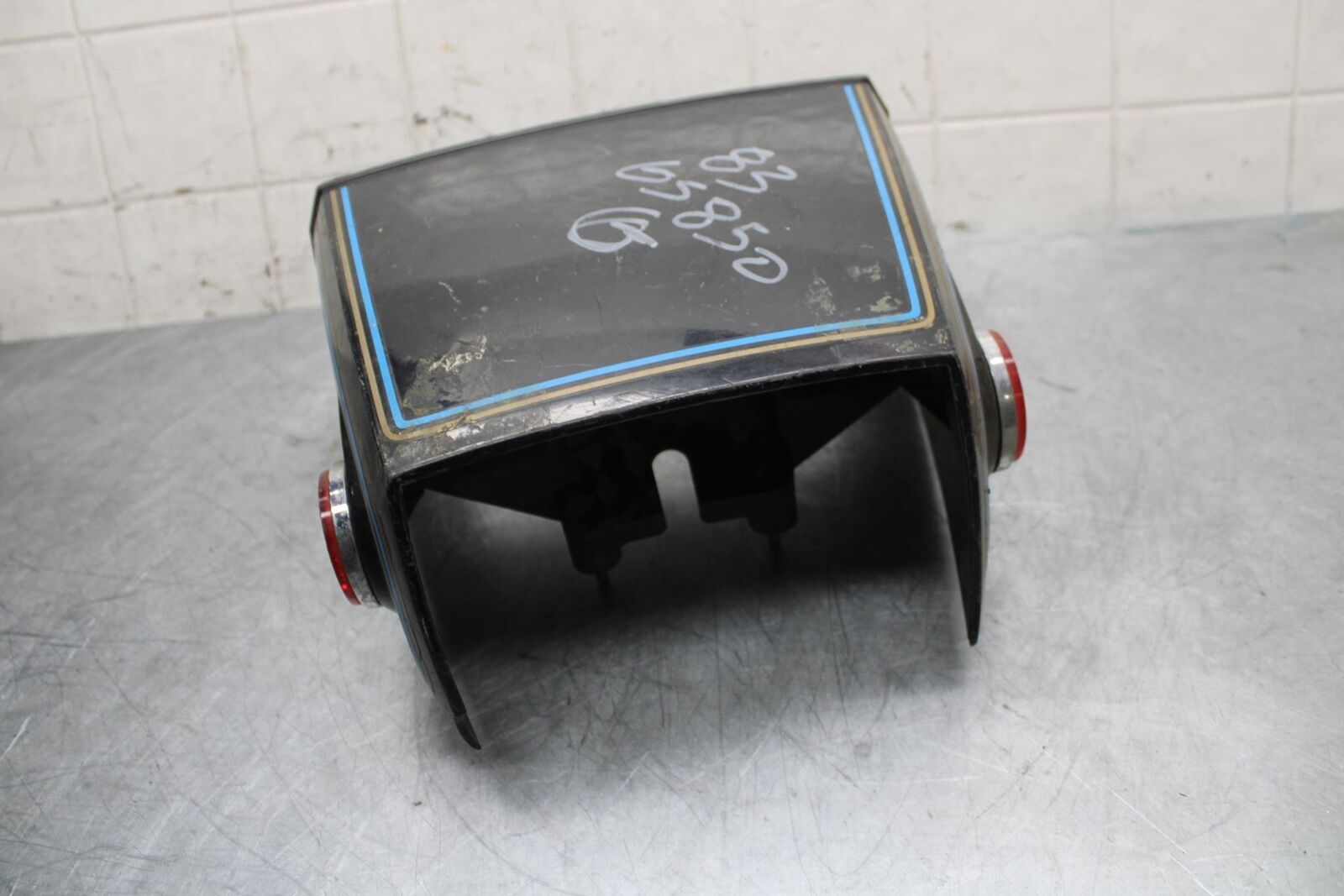 1983 Suzuki GS850G REAR BACK TAIL FAIRING COWL SHROUD