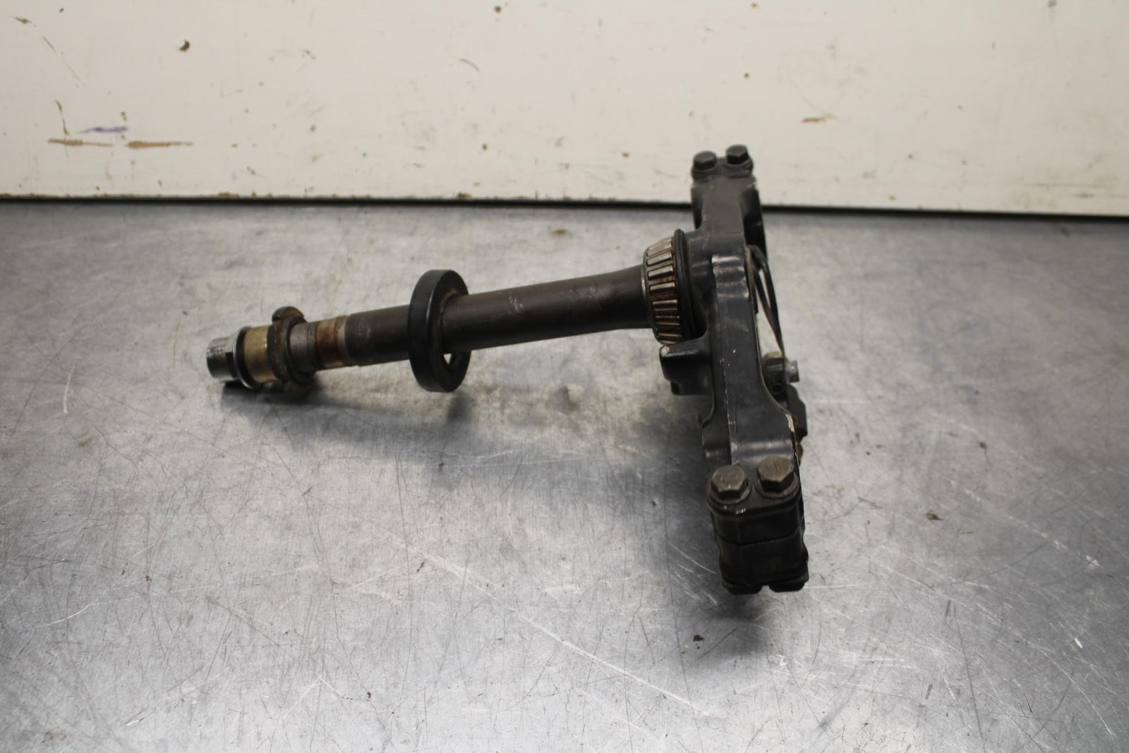 80-81 SUZUKI GS1000GL FRONT FORKS CLAMP LOWER TRIPLE TREE STEM BB103