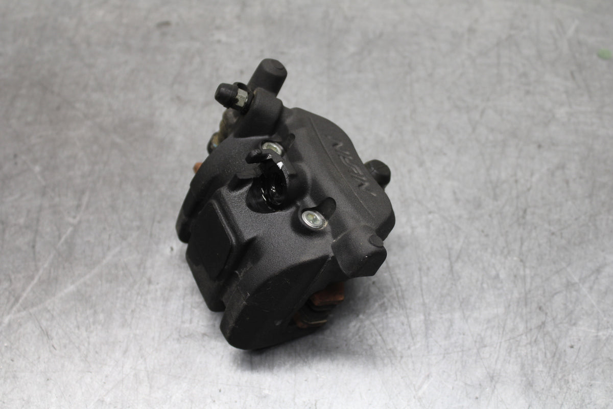 24 KAWASAKI NINJA 500 ABS RIGHT FRONT BRAKE CALIPER BB730