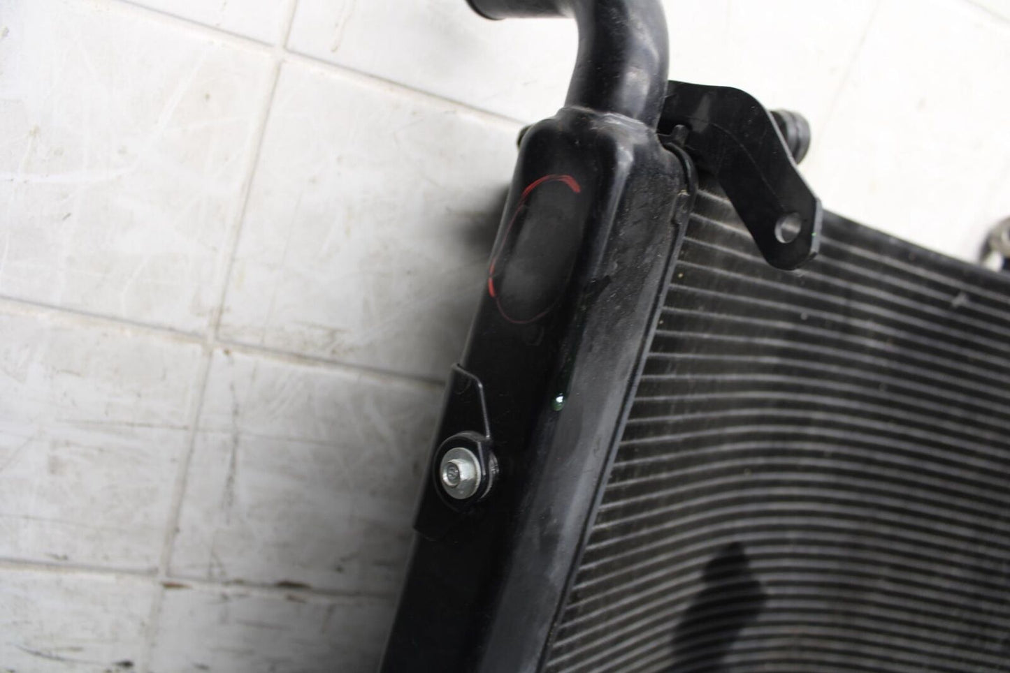 2007 Honda CBR600RR ENGINE RADIATOR COOLER COOLING RADIATER 19010-MFJ-305 BB542