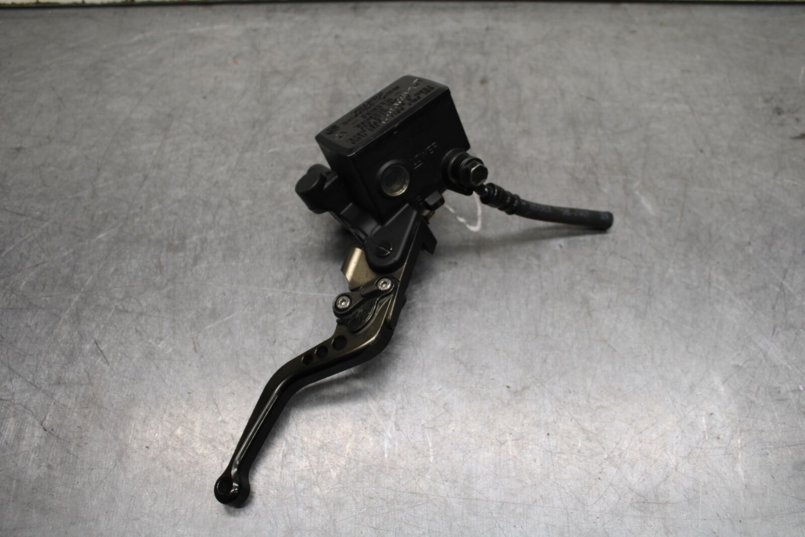 09-15 YAMAHA FZ6R FRONT BRAKE MASTER CYLINDER w/ LEVER 36C-W2587-00-00 BB719