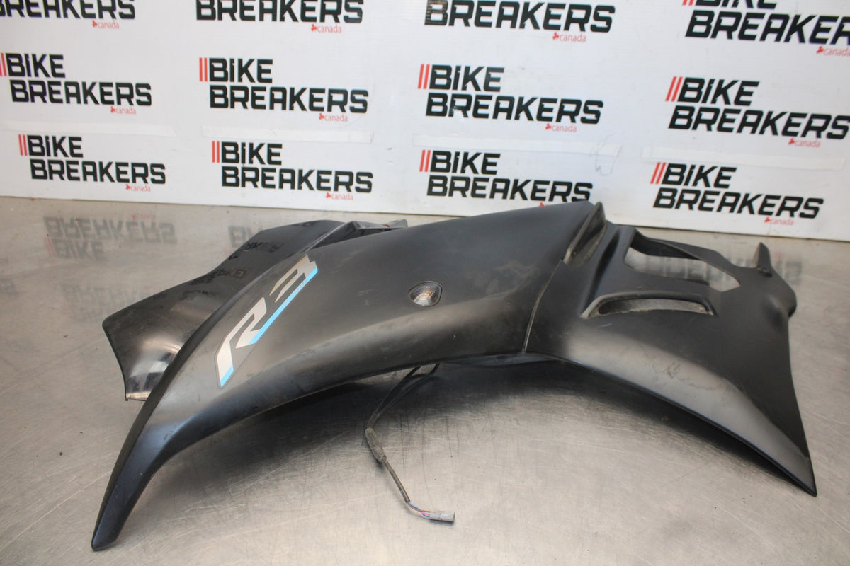 23 YAMAHA YZF R3 LEFT LOWER MID UPPER SIDE FAIRING COWL BB003