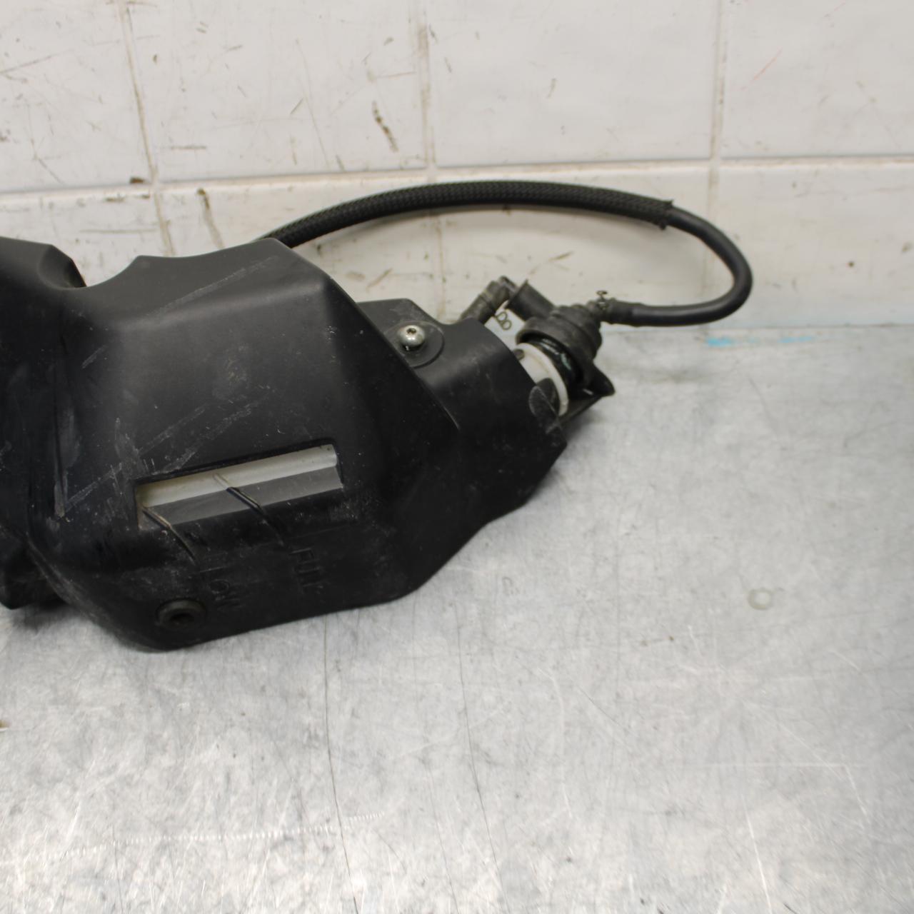 2015 Yamaha FZ09 COOLANT WATER TANK RESERVOIR BOTTLE 1RC-21871-00-00 BB54