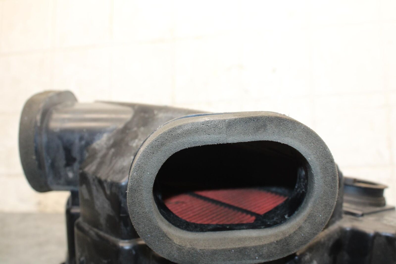 06-07 SUZUKI GSXR600 AIRBOX AIR INTAKE FILTER BOX FILTER BB543