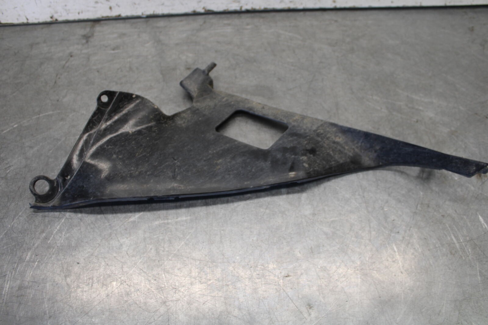 06-07 SUZUKI GSXR 600 RIGHT LEFT INNER FAIRINGS COWLS PANELS TRIMS BB694