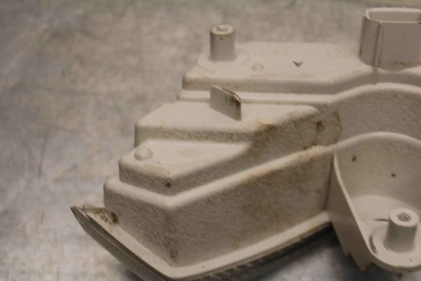 2012 Kawasaki Ninja ZX14R ZX1400E REAR TAIL TAILLIGHT BACK BRAKE LIGHT BB60