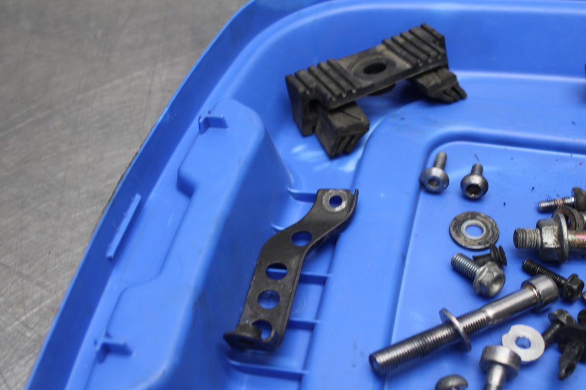00-01 HONDA CBR929RR MOUNTING BOLTS HARDWARE SCREWS BB925