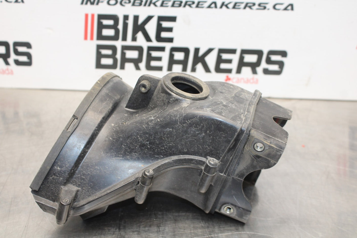 08 KAWASAKI NINJA ZX10R RAM AIR INTAKE TUBE DUCT BB201