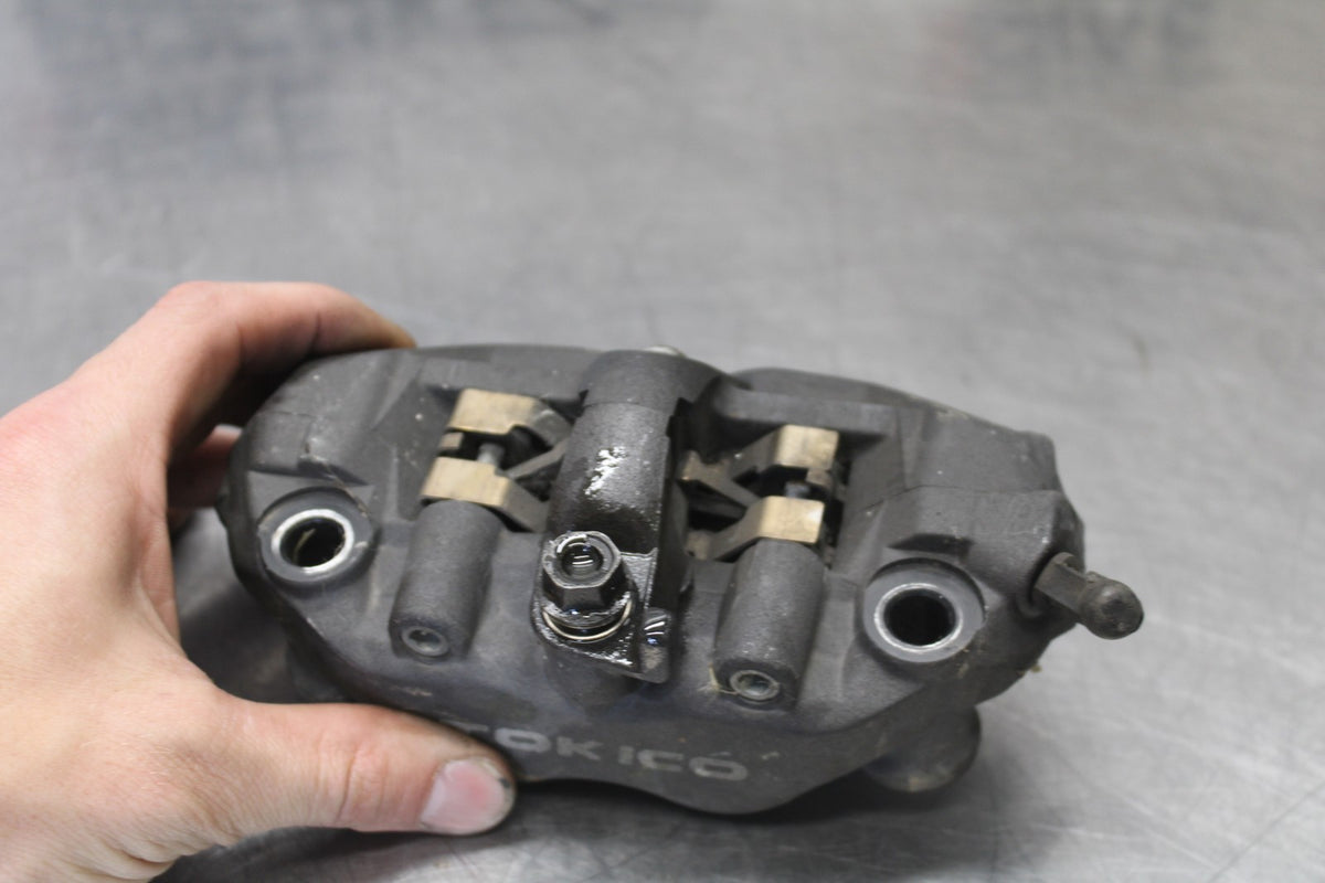 05-06 HONDA CBR600RR RIGHT LEFT FRONT BRAKE CALIPER SET PAIR CALIPERS BB893